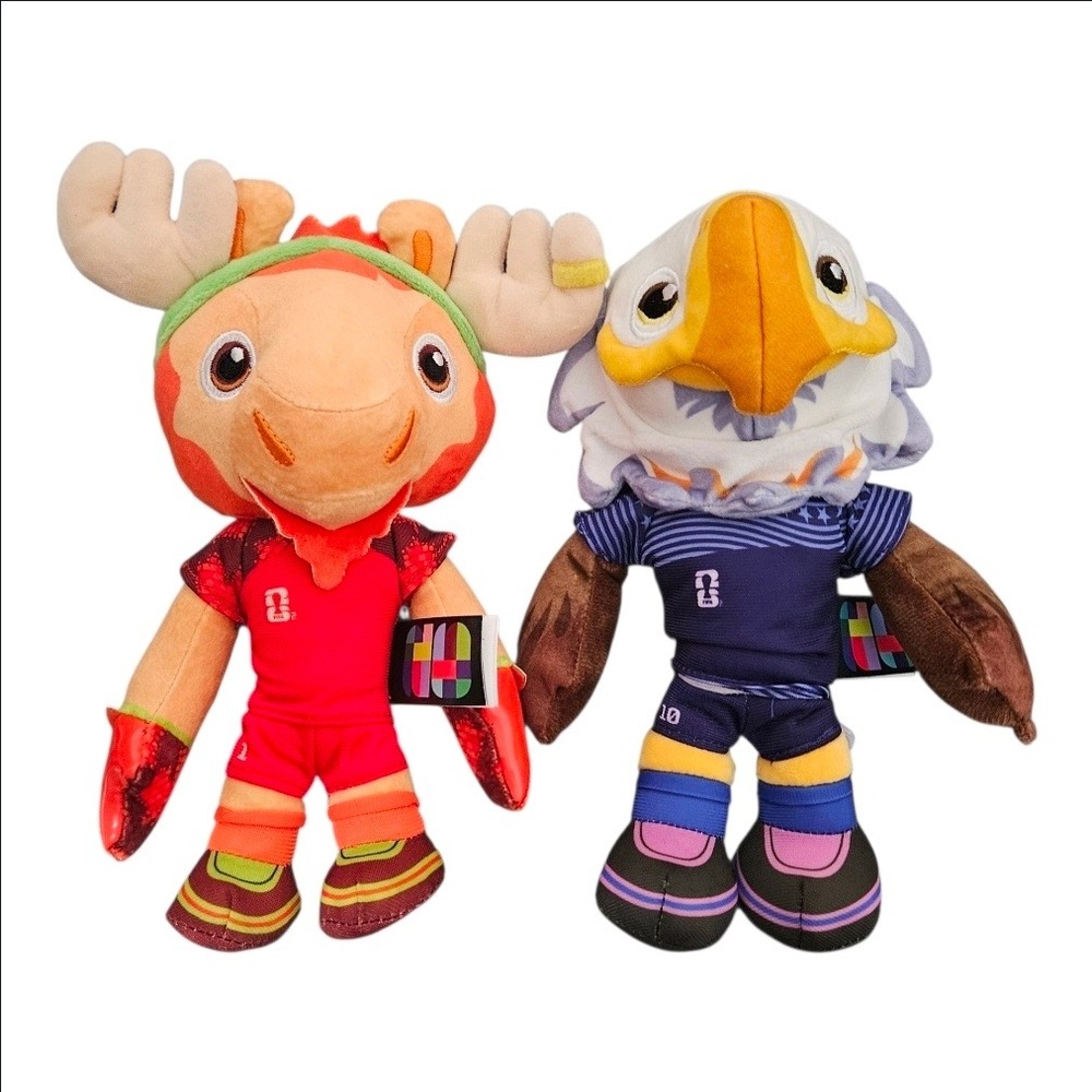 Jazwares FIFA World Cup 26 Plush Set Maple Clutch Soccer Mascots 2 pack New
